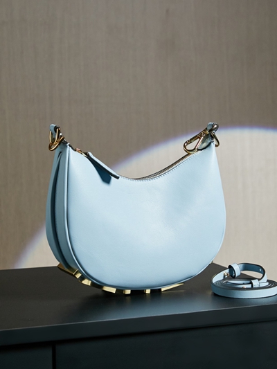 フェンディバッグ正面デザイン